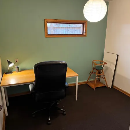 Villa Hyggeligt Hus Ved Fjord Og By